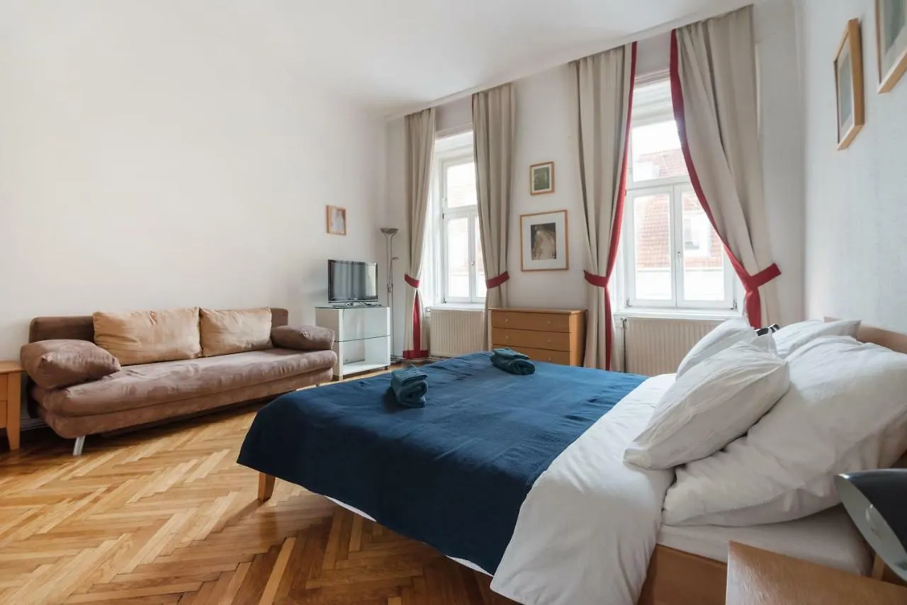 Charming City Apartment Viena Austria